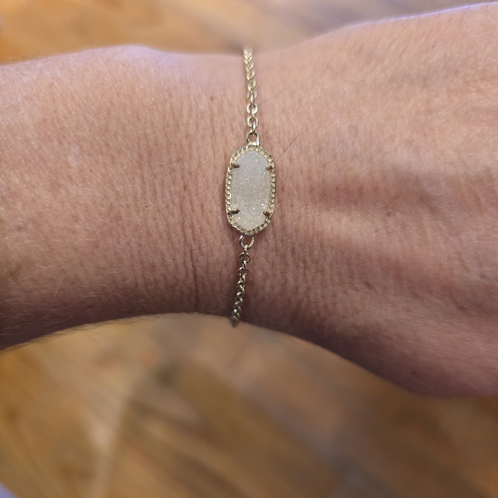 Kendra Scott Elaina Gold Adjustable Chain Bracelet in Iridescent Drusy